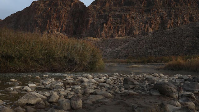 Border Wall Funding Continues To Be Divisive Issue Prolonging Government Shutdown 