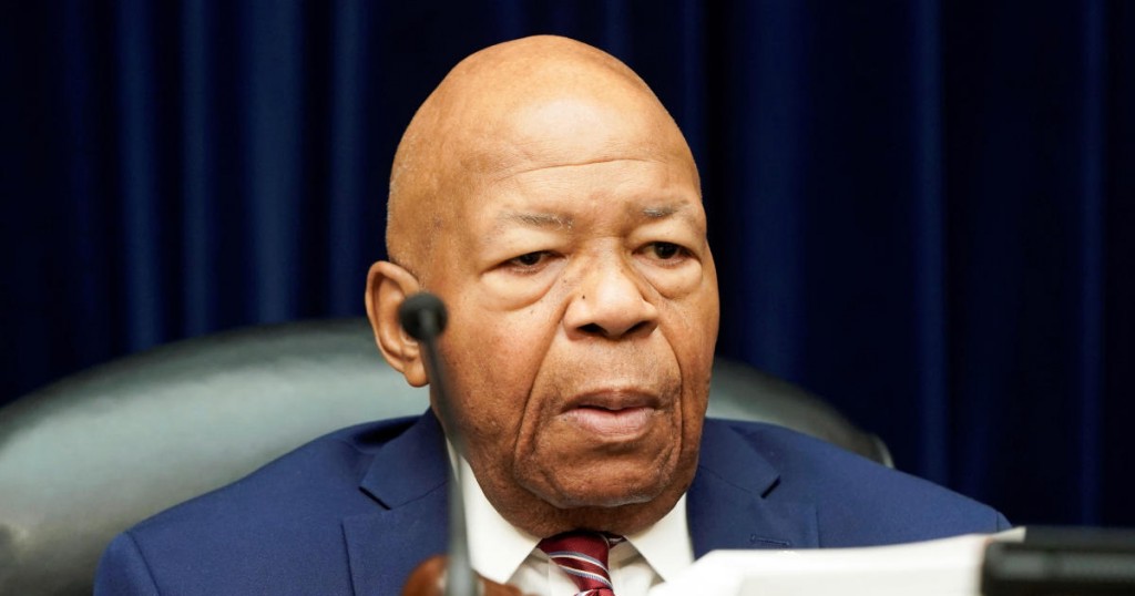 FILE PHOTO: House Oversight and Reform Committee Chair Elijah Cummings (D-MD) chairs a House Oversight and Reform Committee hearing focusing on the "Trump Administration's Child Separation Policy" on Capitol Hill in Washington