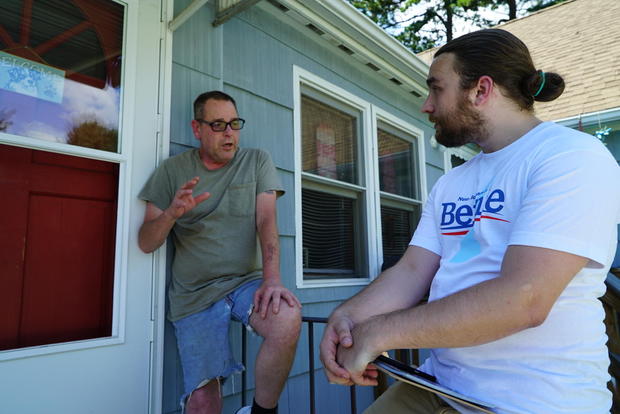 berniecanvassing.jpg 
