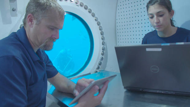 inside-aquarius-reef-base.jpg 