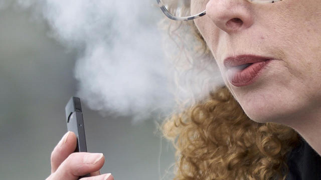 DOUNIAMAG-US-INDUSTRY-TOBACCO-HEALTH-TEENS 