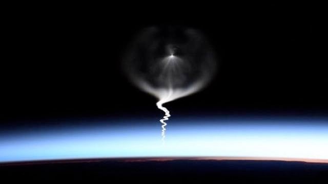 092519-launch2.jpg 