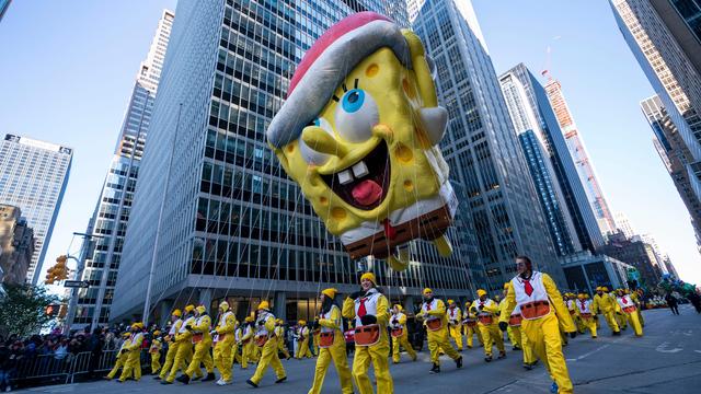US-holiday-parade 
