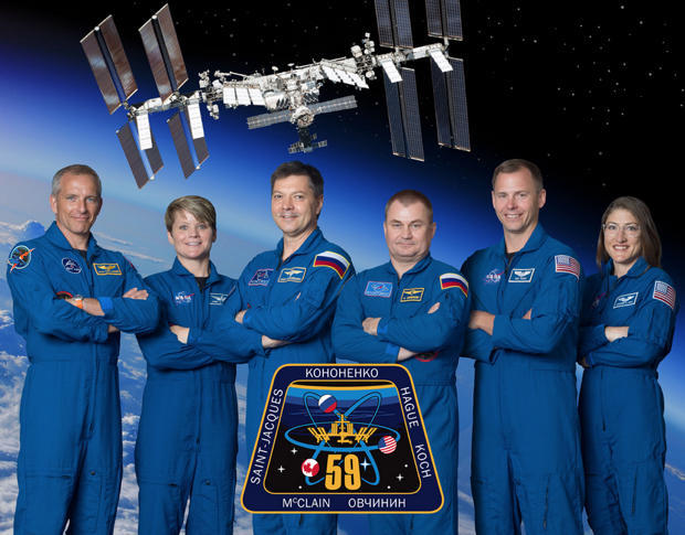 crew-portrait2.jpg 