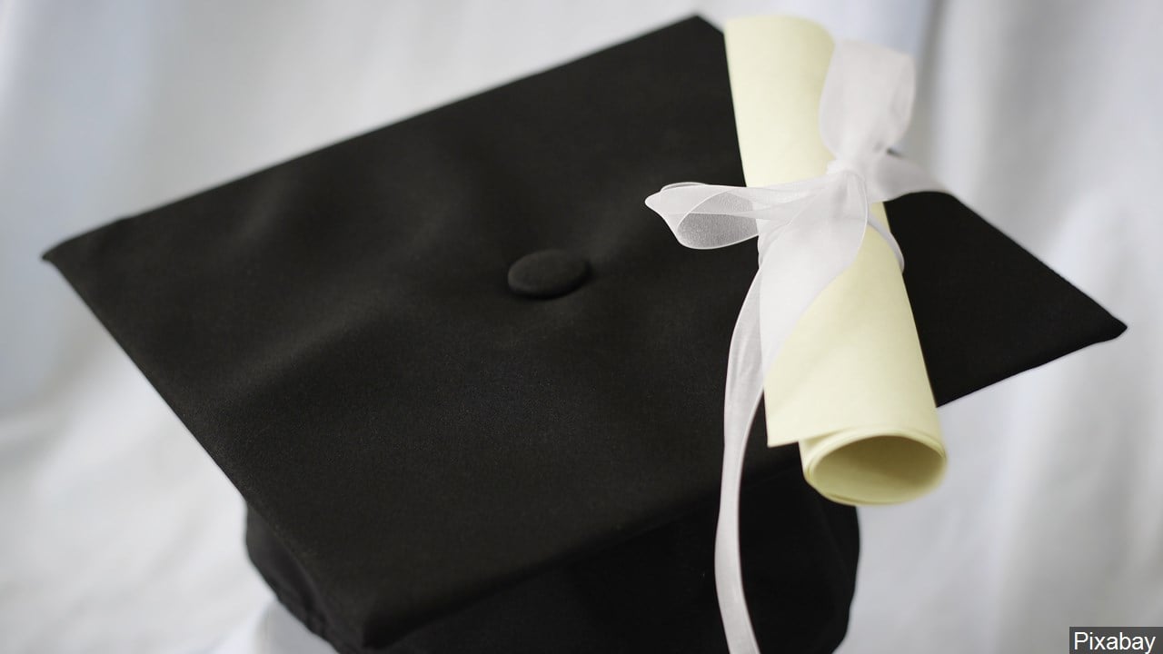 45 people graduate EMCC ready to enter nursing profession - Vimarsana News