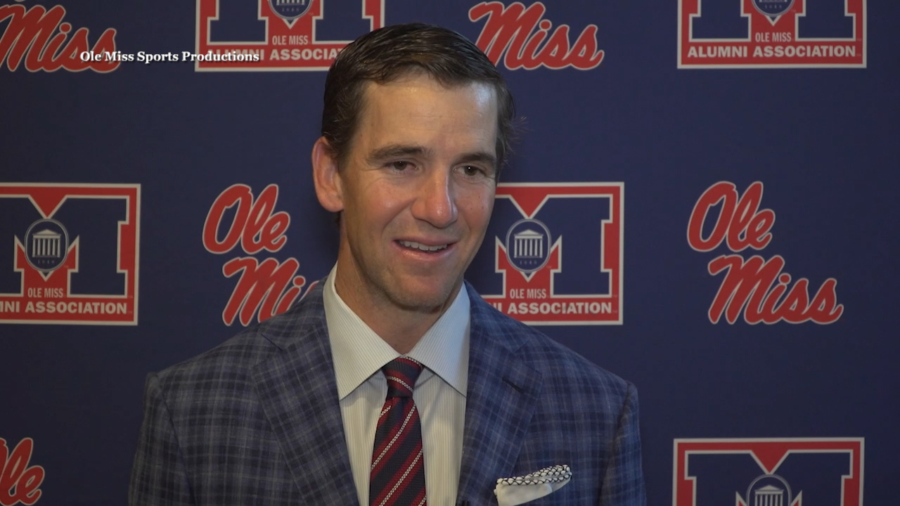See Eli Manning's No. 10 jersey retired by Ole Miss football
