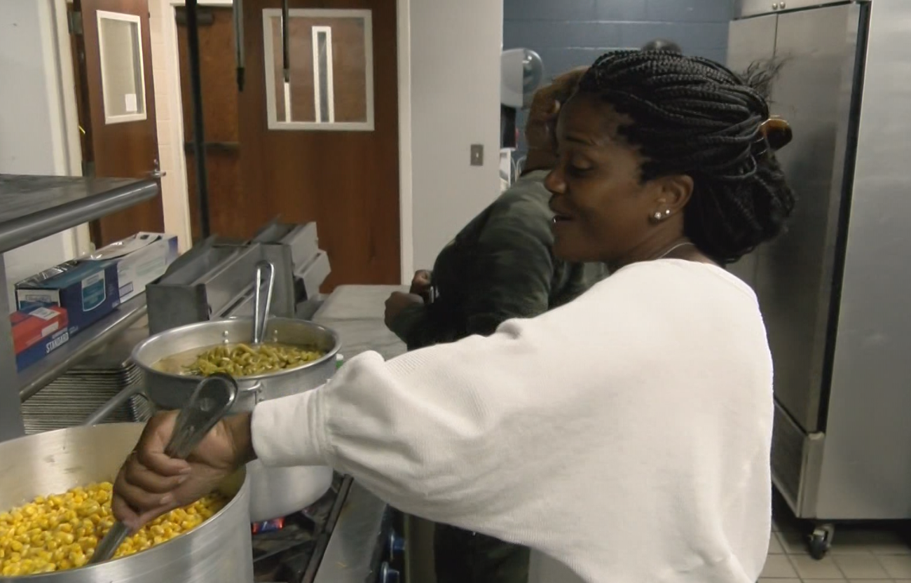 Lee County churches feeds inmates and jail personnel for Thanksgiving - Vimarsana News