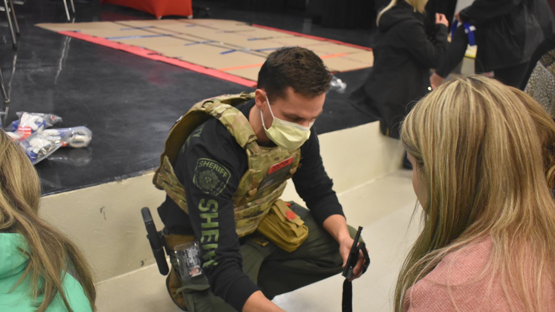 Doctor and Webster Co. Sheriff's Department provide trauma kits, crisis response training for local schools - Vimarsana News