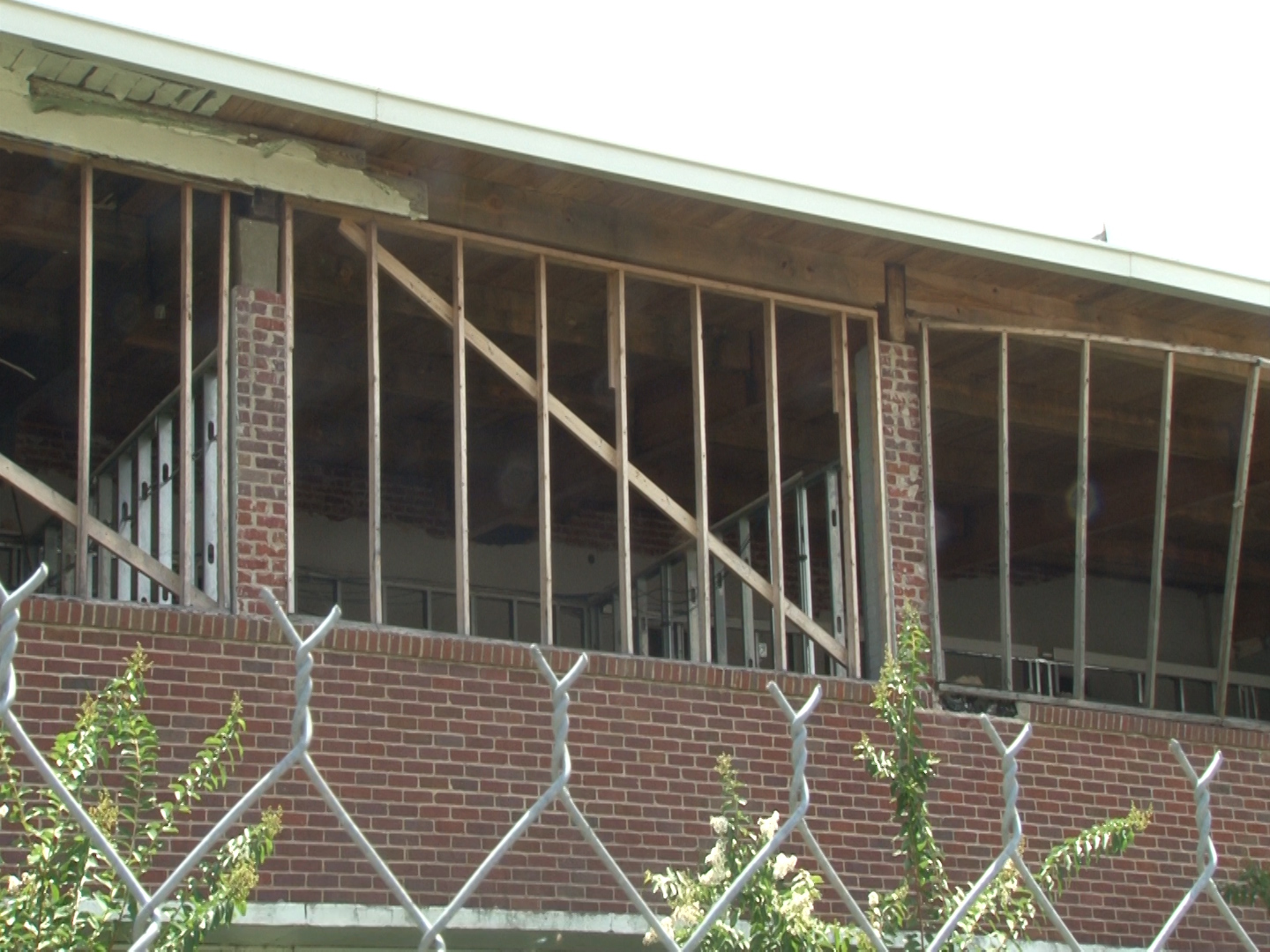 FEMA plans to help fix damages after tornado hits Columbus School - Vimarsana News