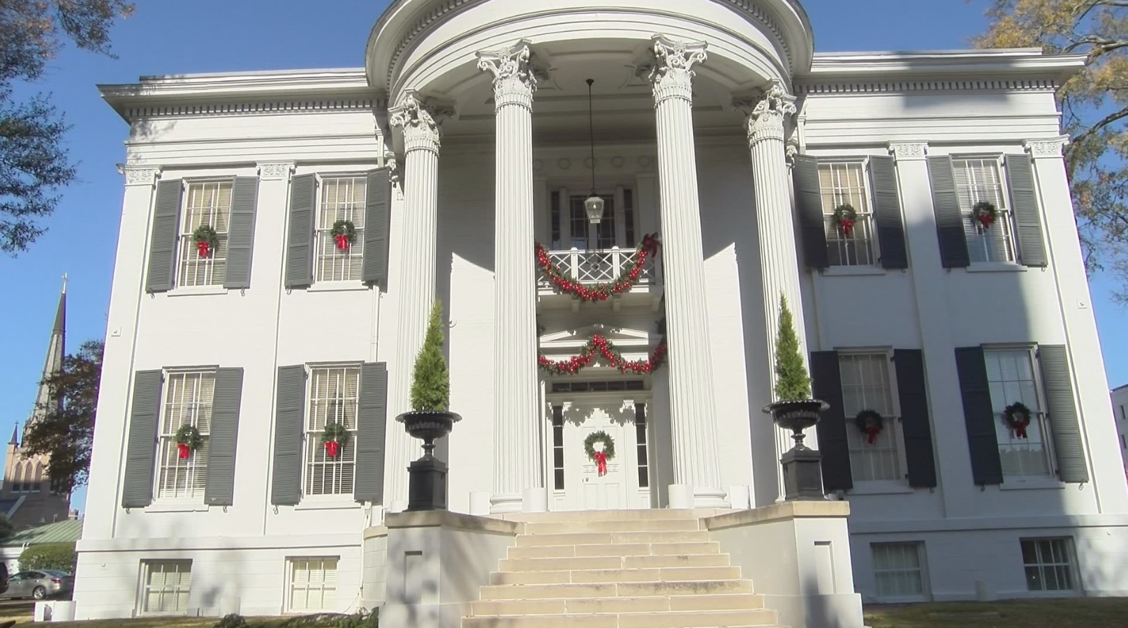 Governor Reeves and First Lady announce Christmas at the Mansion theme