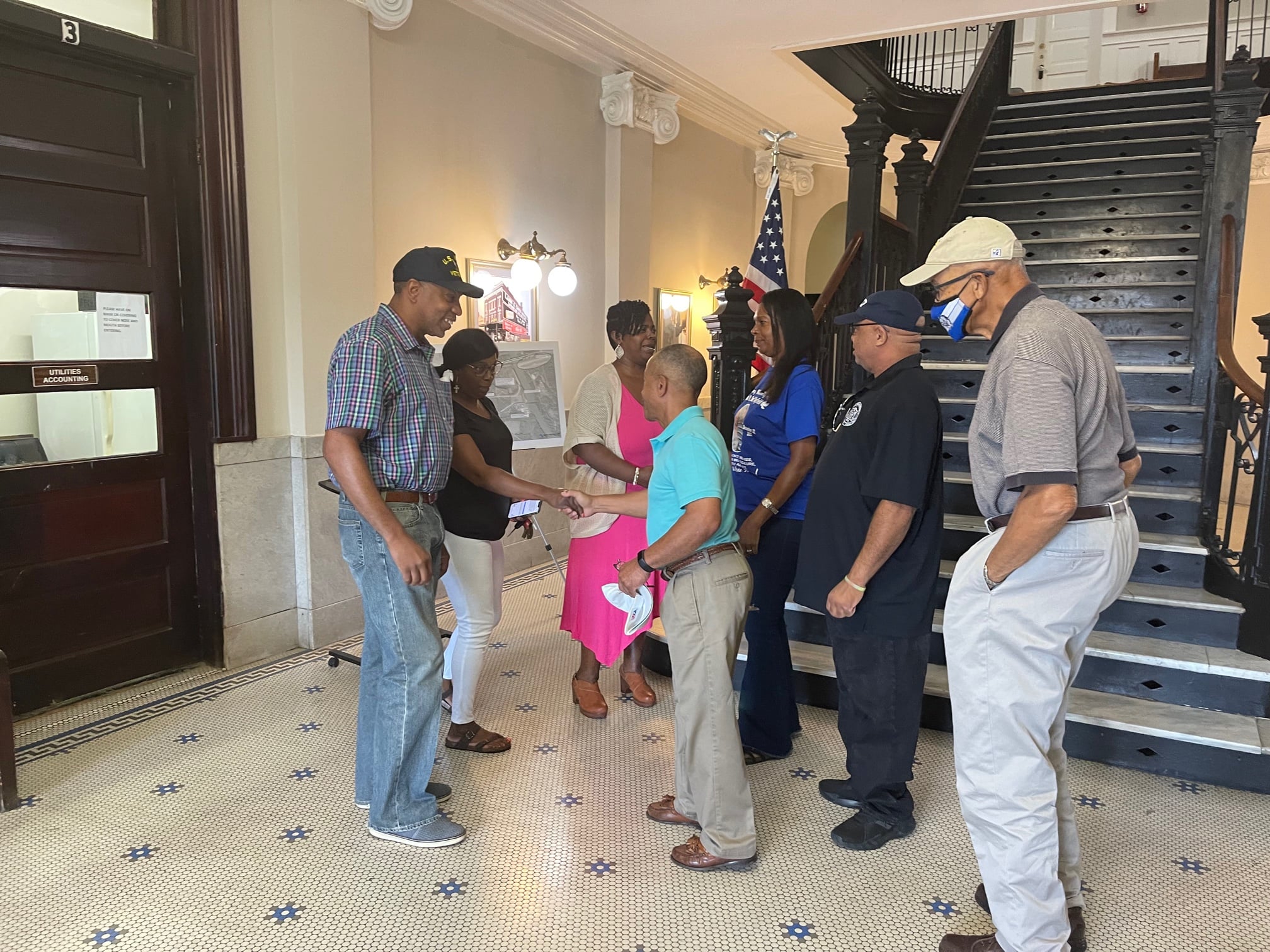 Monroe Co. NAACP meets with Chickasaw Co. Sheriff regarding complaints against deputy - Vimarsana News