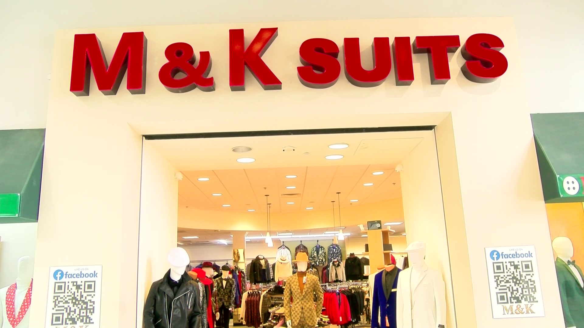 Last minute shoppers are welcome sight for retailers at area's regional mall - Vimarsana News