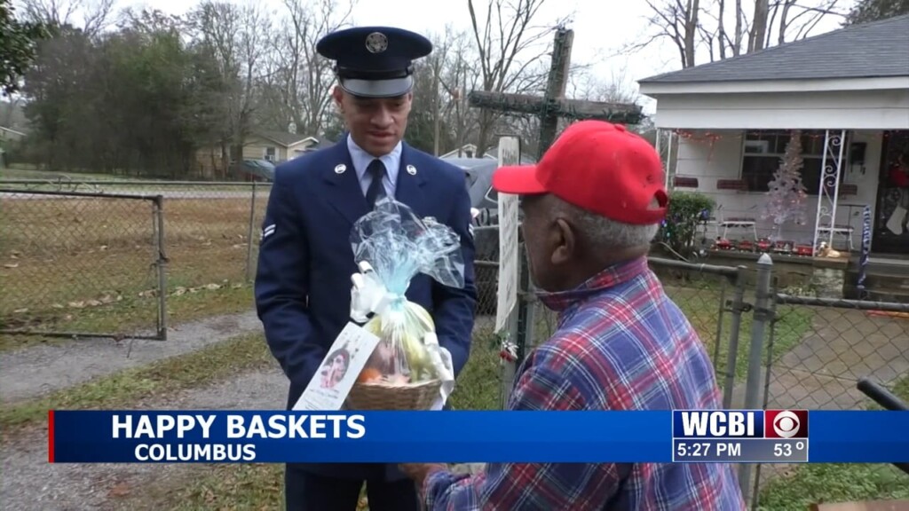 Elderly Residents Receive Goodie Baskets Through "happy Irby Fund"