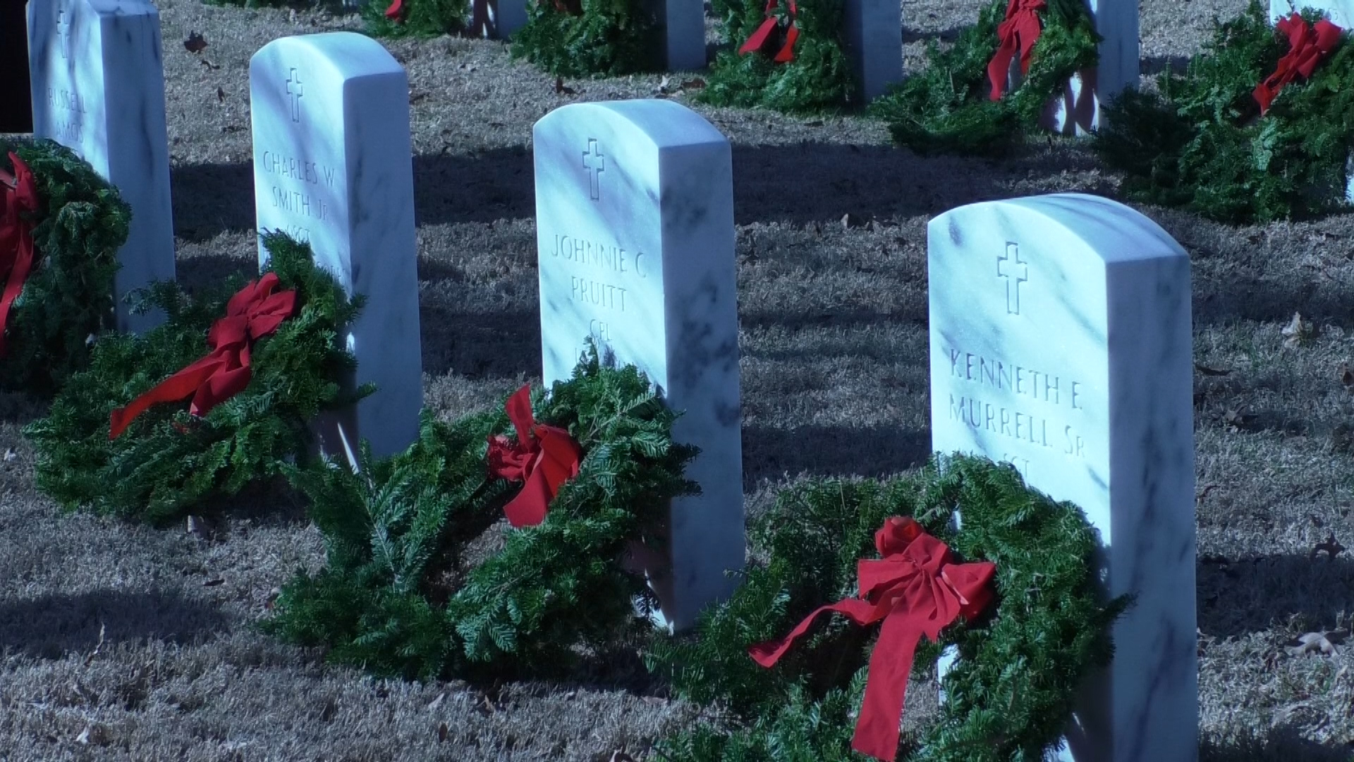 Mississippi cemetery honors veterans on Wreaths Across America Day - Vimarsana News