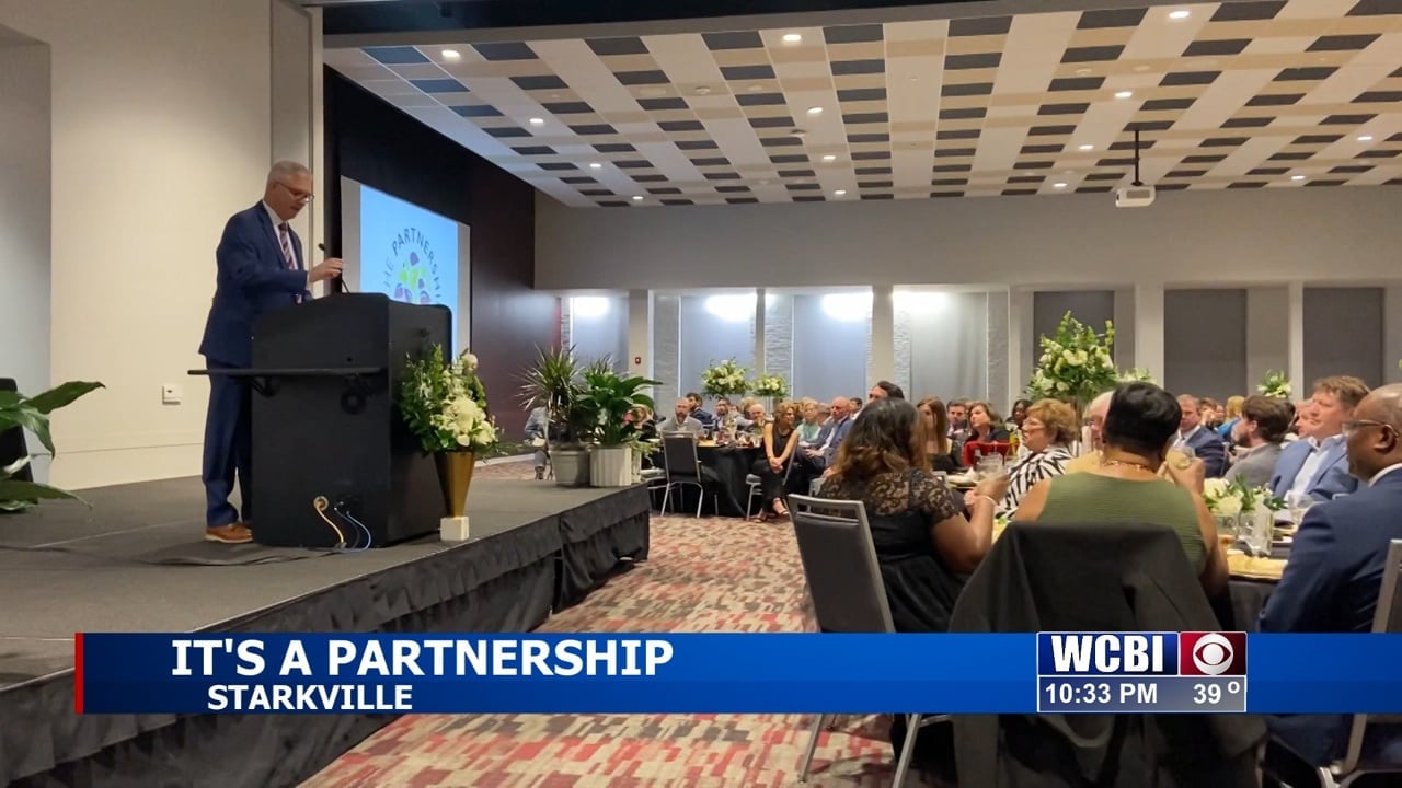 GSDP gives awards for outstanding people, groups of Starkville community - Vimarsana News