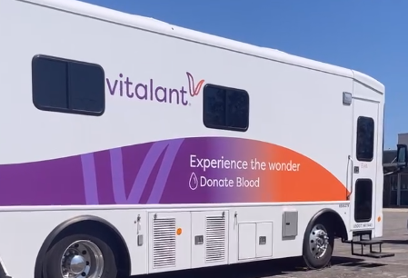 Vitalant Bus