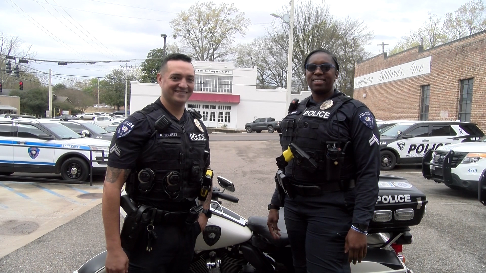Local corporal for SPD reminds public to be cautious of motorcyclists - Vimarsana News
