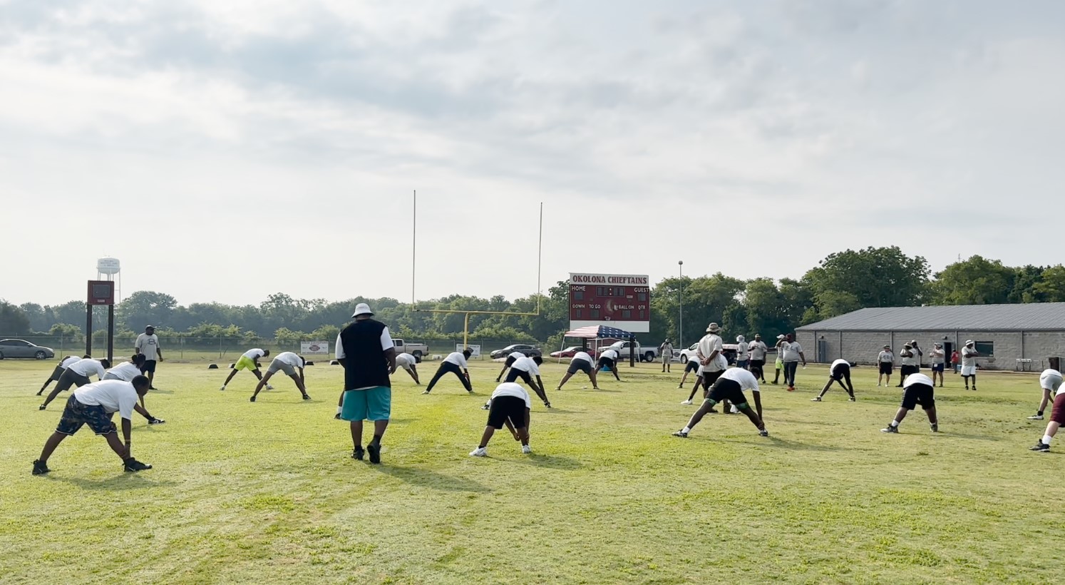 A retired NFL player gave back to his small town of Okolona - Vimarsana News