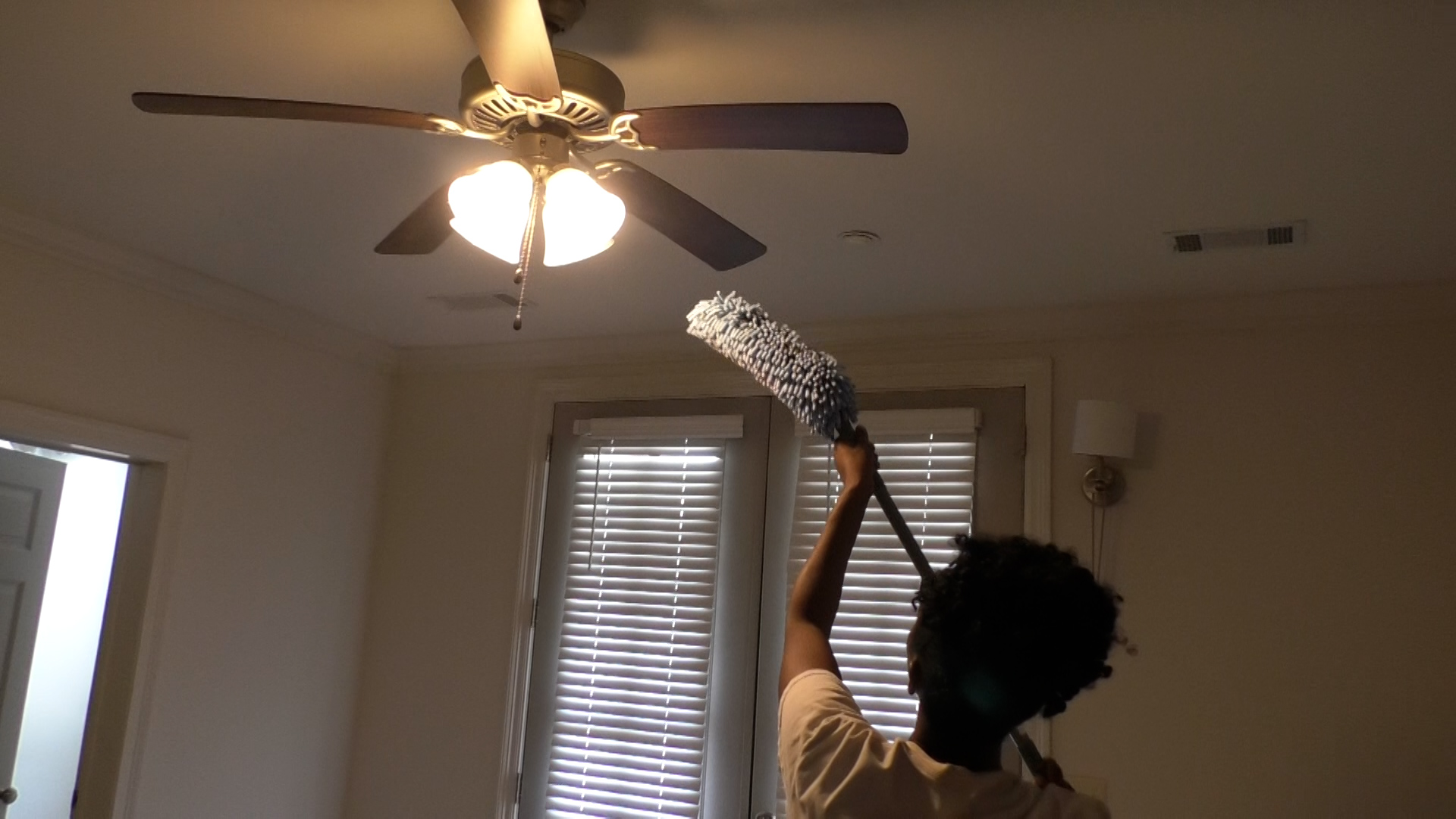 Cleaning crews are busy getting houses, apartments ready for students - Vimarsana News