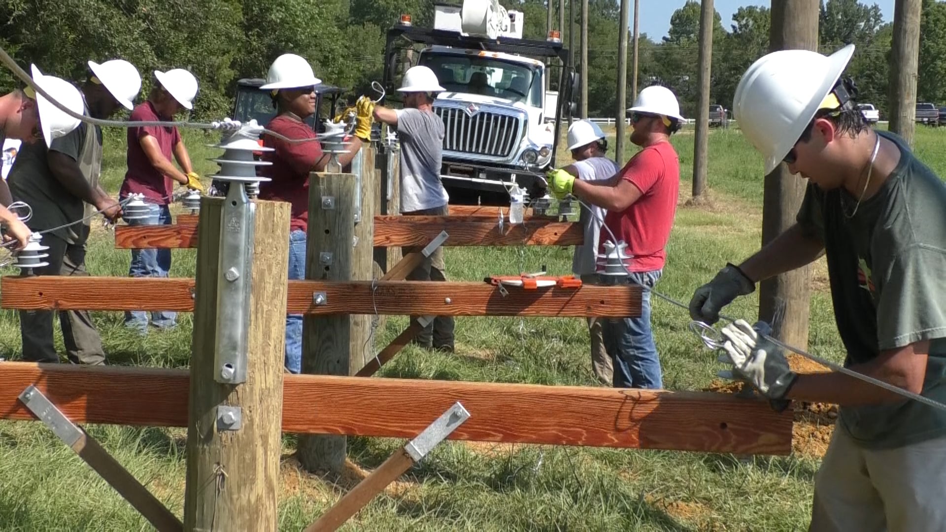 EMCC's Golden Triangle Campus offers new line worker utility program - Vimarsana News