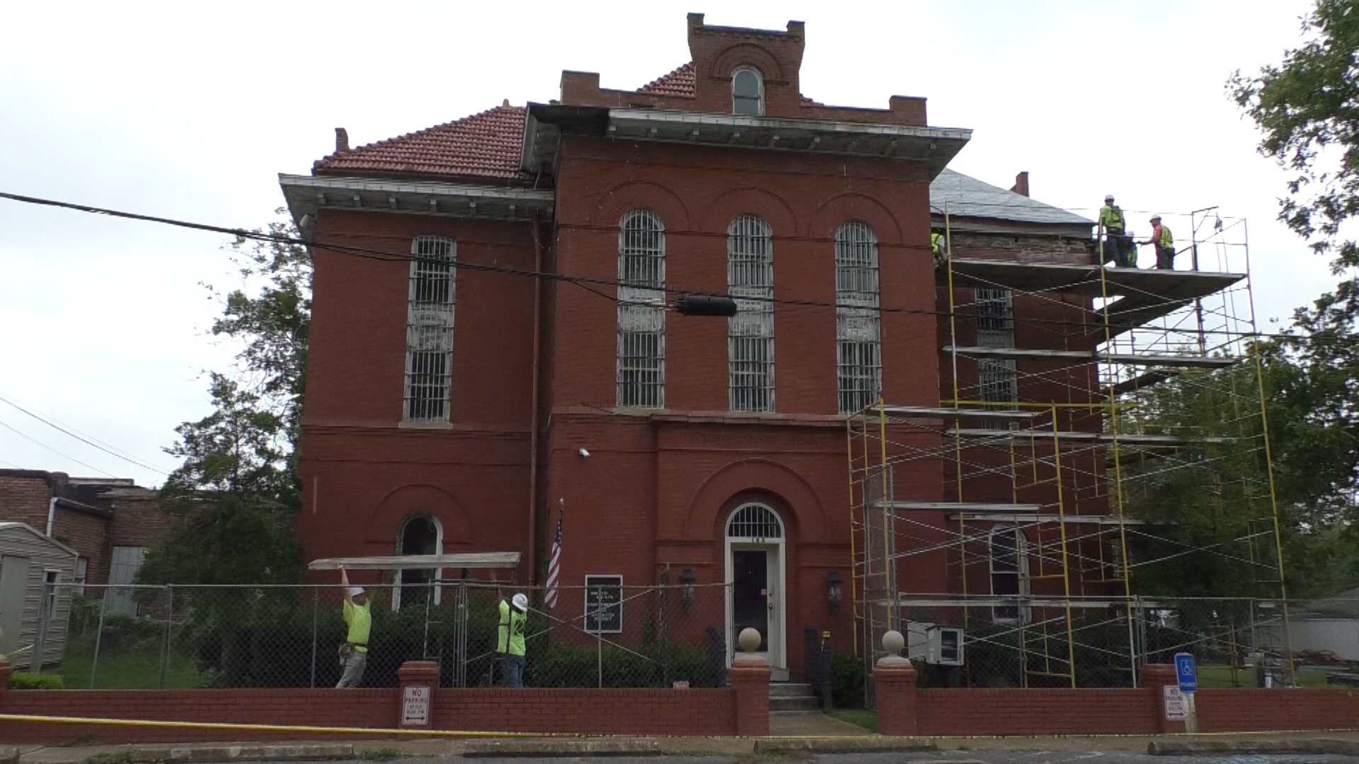 Noxubee County library begins process to restore original building