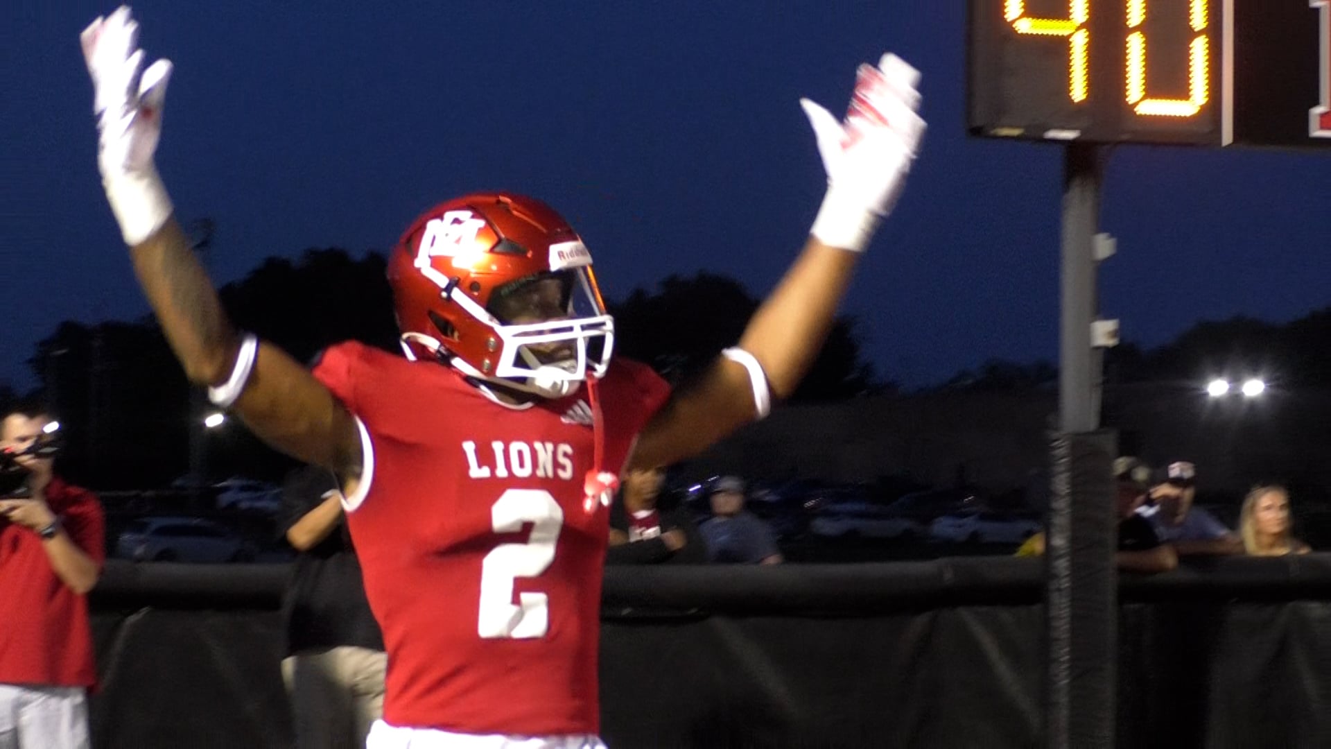Highlights: EMCC rolls past Holmes 65-17
