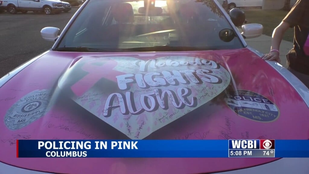 Cpd Recognizes Lieutenant Recently Diagnosed With Breast Cancer