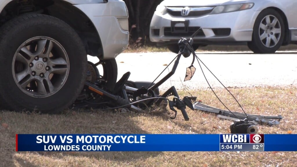 Early Afternoon Crash In Lowndes County Sends 1 Person To Hospital