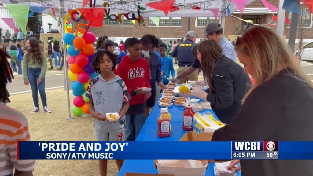 Milam Elementary Students Celebrate Its Recent "a" Rating