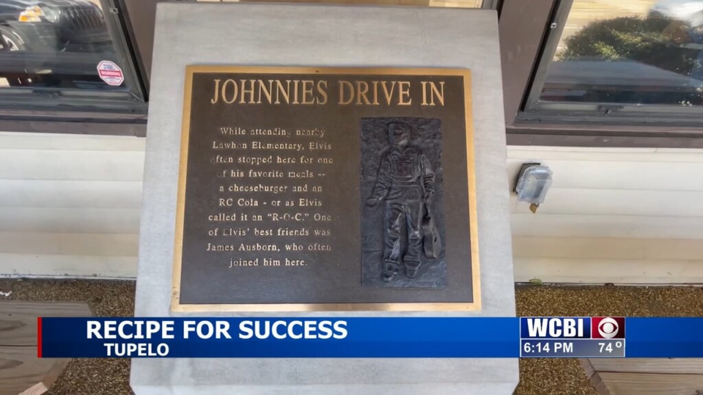 Johnnie's Drive In: A Tupelo Classic That Keeps Customers Coming Back