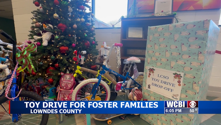 Joint Community Effort Ensures Foster Kids Have Great Christmas
