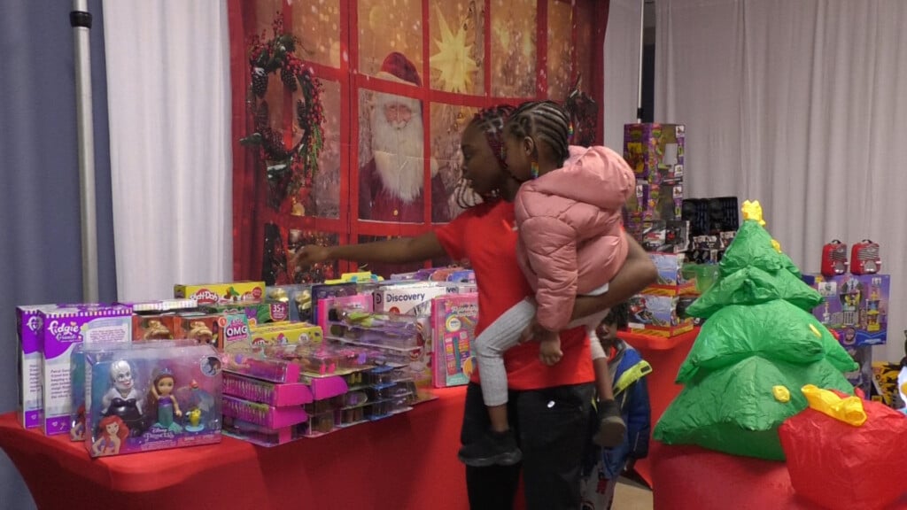 Home for the 'Hollidays': Children get kick start to Christmas