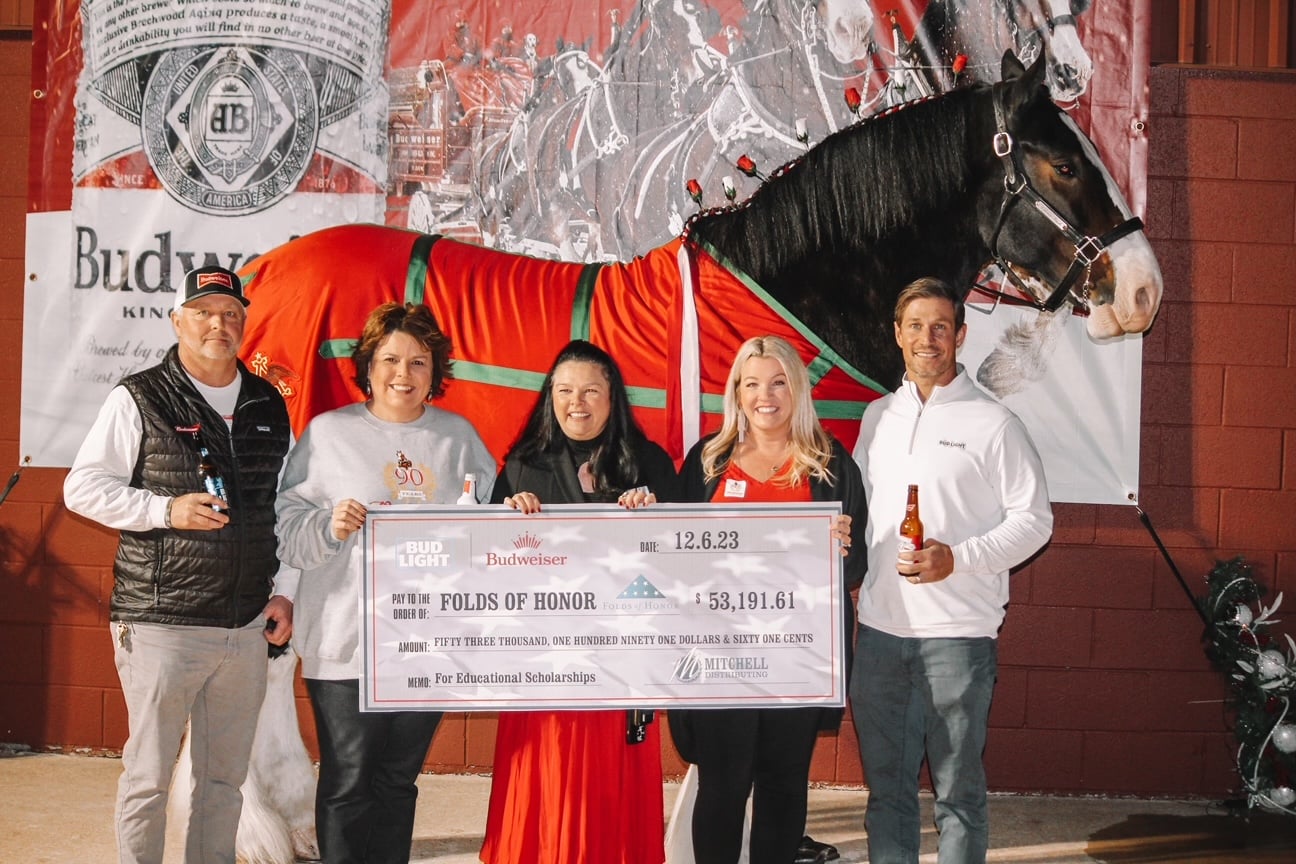 World-famous Budweiser Clydesdales visit Northeast Mississippi - Vimarsana News