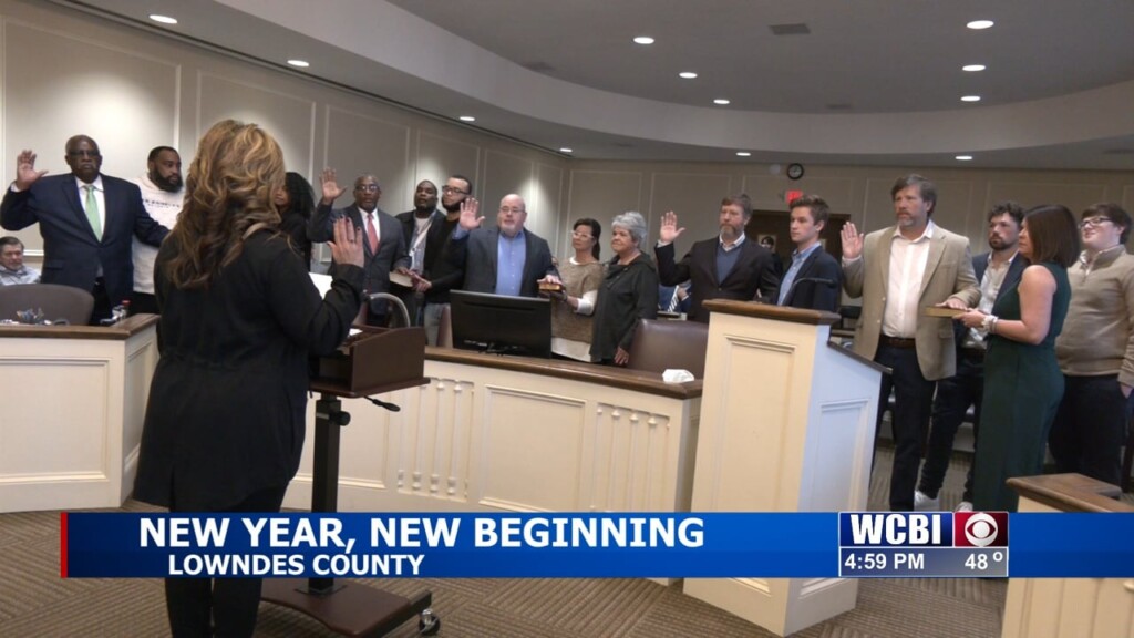 Returning Officials And Newcomers Sworn In In Lowndes County