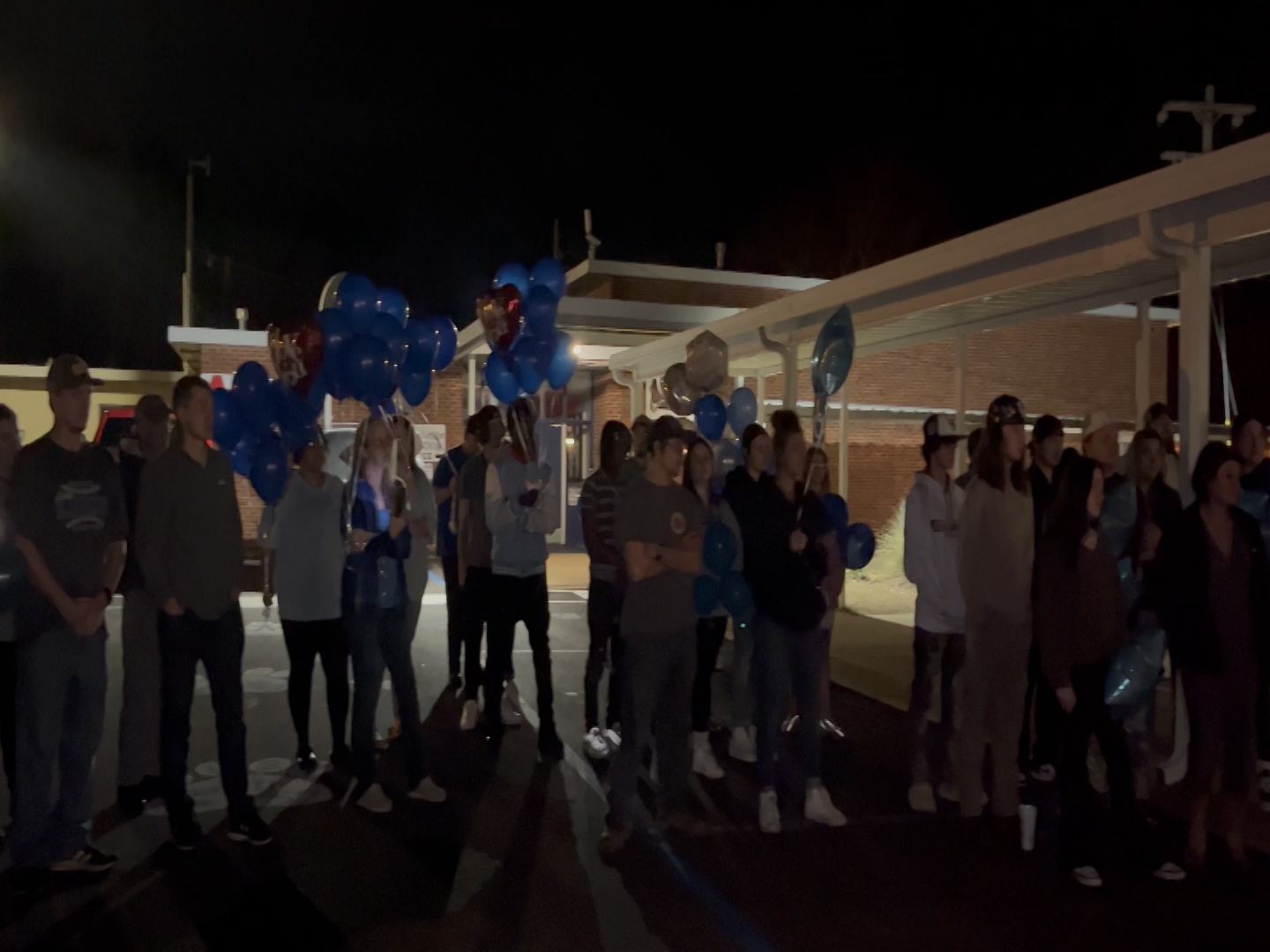 Community hosts balloon release in memory of Gabe Tipton - Vimarsana News