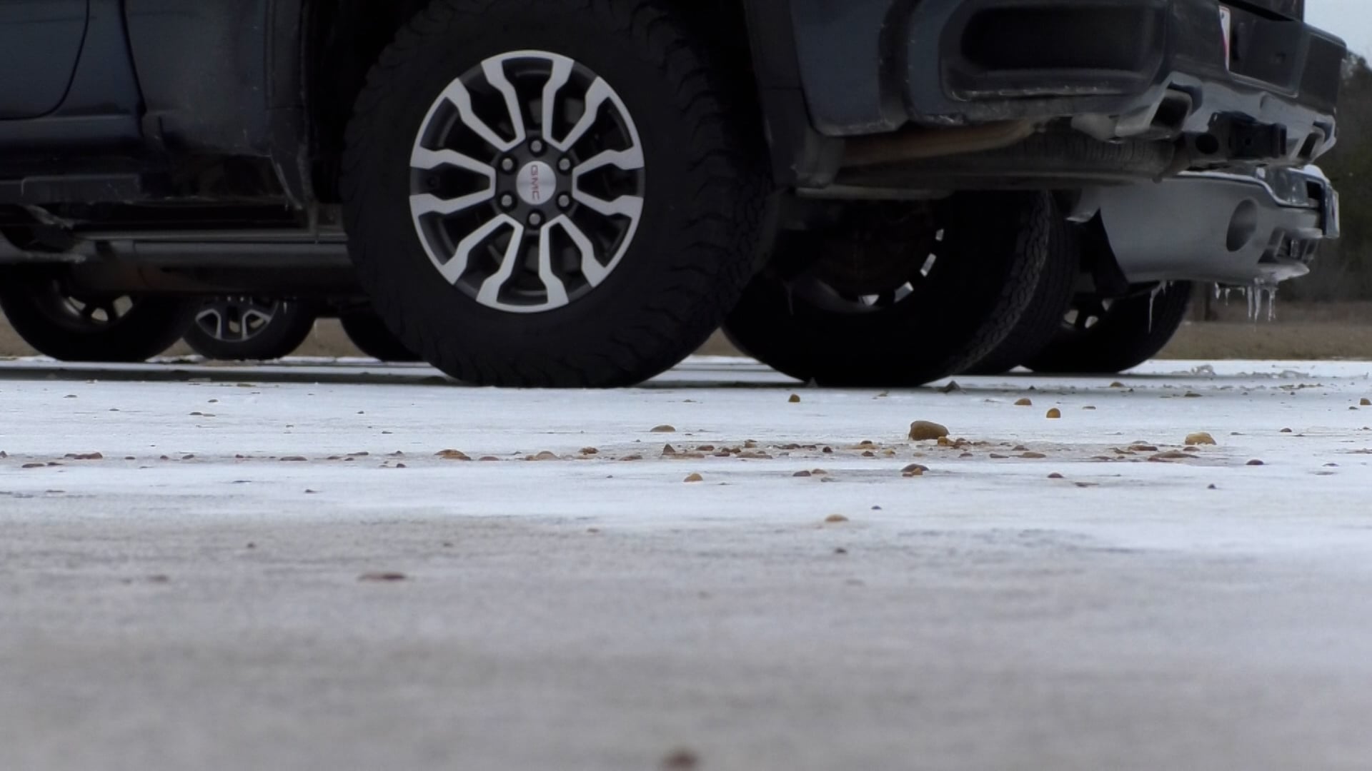 Body shops and insurance companies stay busy in winter weather - Vimarsana News