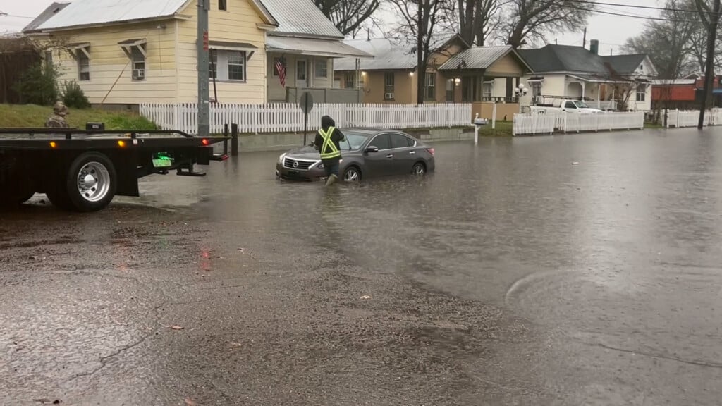Flooding Car Sunk