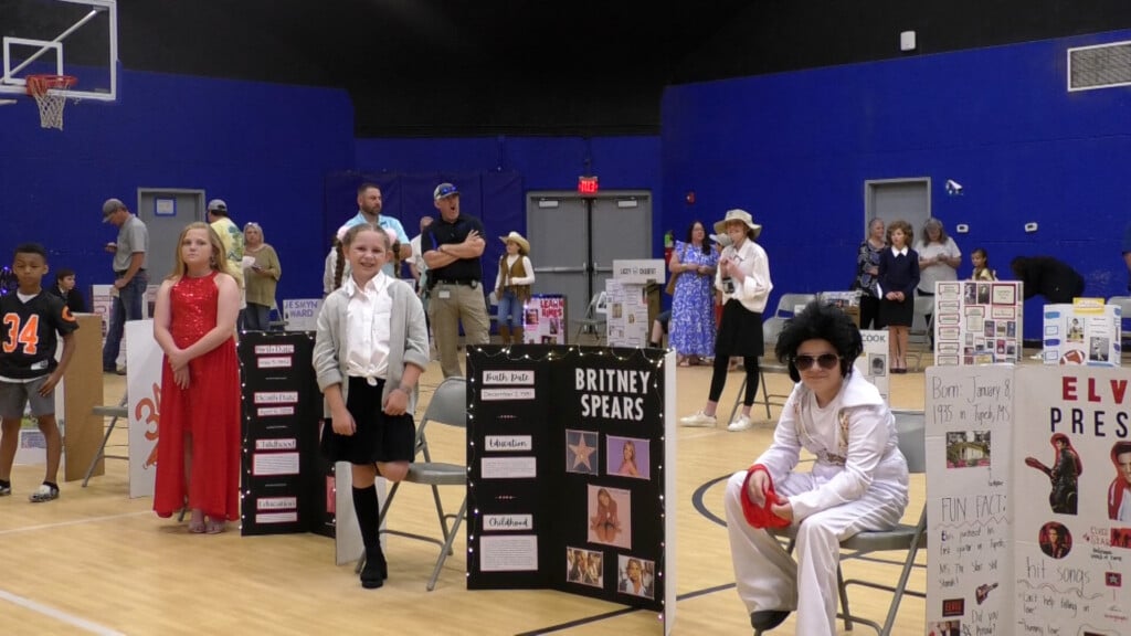 Hatley students host living wax museum of famous Mississippians