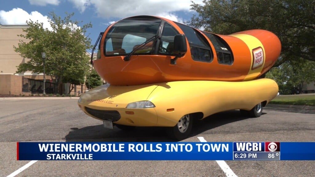 Oscar Mayer Wienermobile Rolls Into Starkville