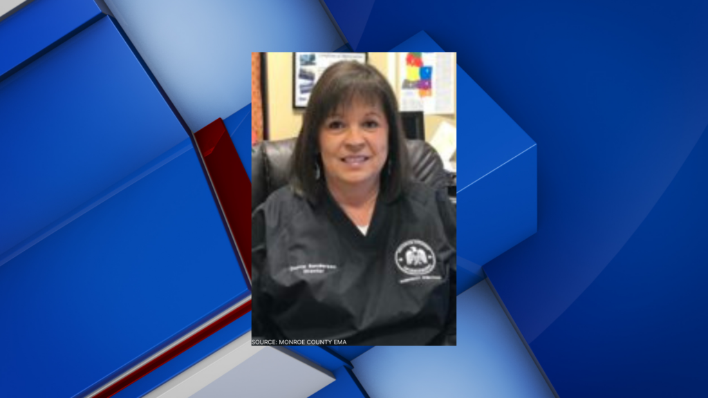 Monroe County EMA Director, Donna Sanderson, retires