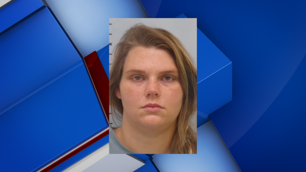 Lafayette County woman charged with child endangerment