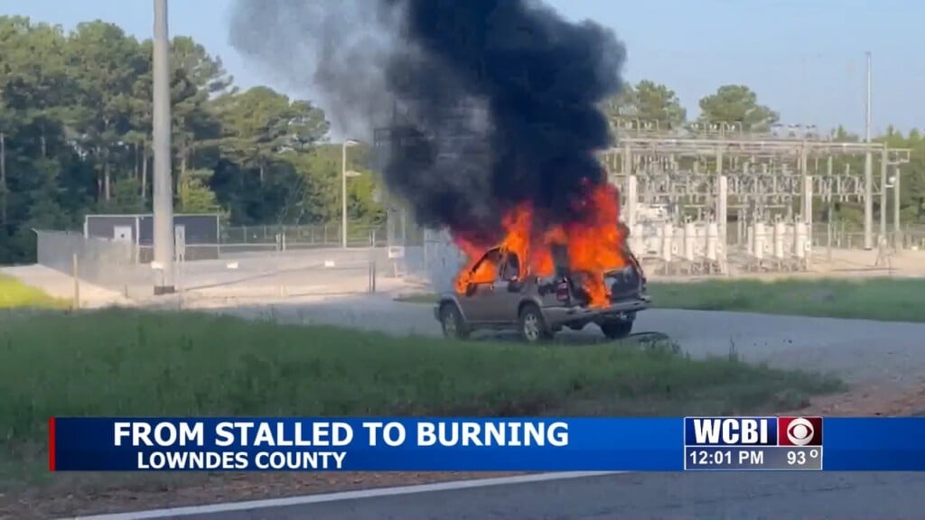 Stalled Out Suv Catches Fire On Highway 69 In Lowndes County