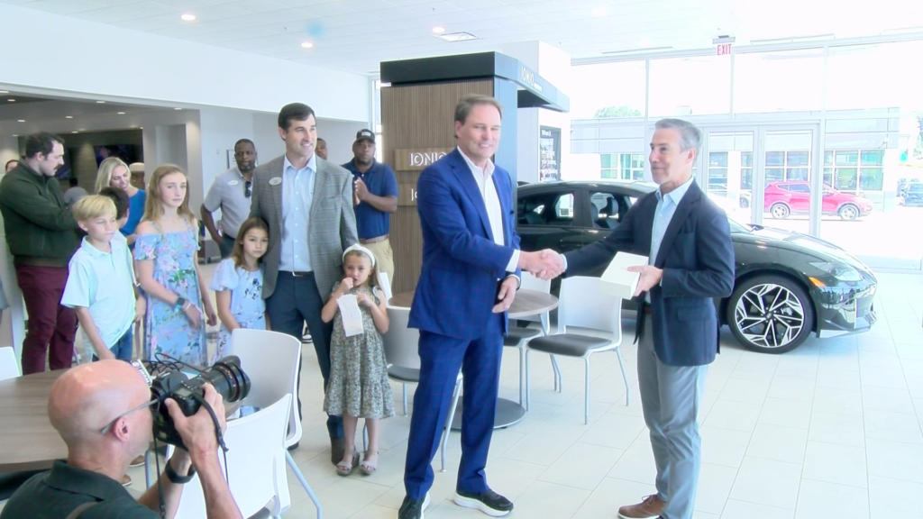 Barnes Crossing Hyundai gets top dealer award