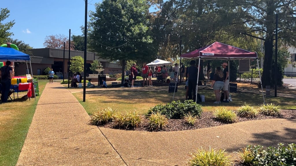 United Campus workers hosted labor day picnic for the public