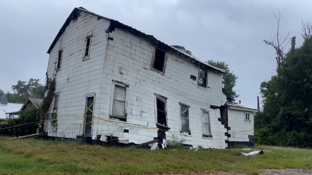 Abandoned House 17th Ave