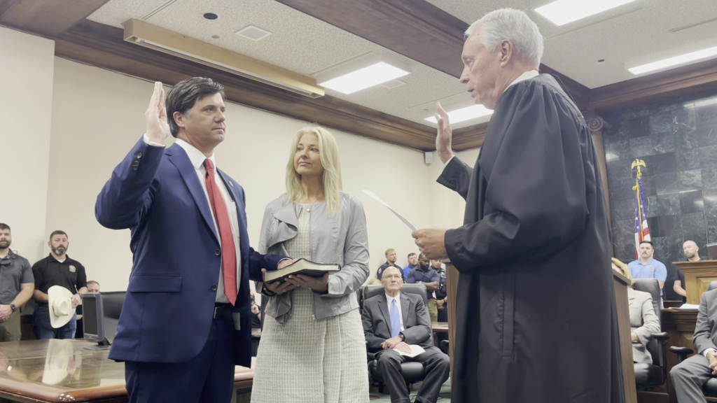 Jason Herring sworn in as new DA for the First Circuit Court