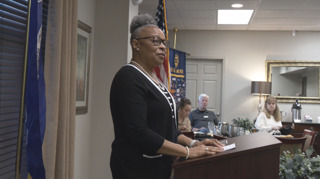 Columbus Veteran Foundation honors veterans at Exchange Club