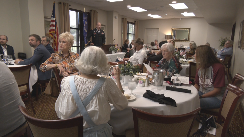 Columbus Exchange celebrates early V-Day with service members