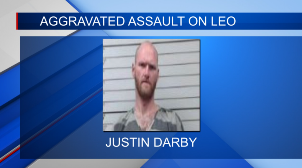 Man charged with holding a standoff with police in Lee Co.