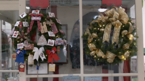 Locals in Oktibbeha Co. decorate museum for Christmas